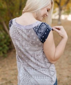 No Ship Drop Ship Pretty As A Picture Paisley Sleeveless Top 23 No Ship Drop Ship Pretty As A Picture Paisley Sleeveless Top