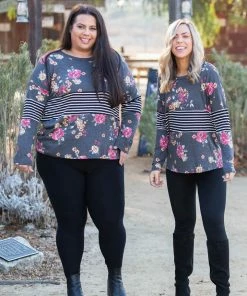 Boutique Simplified Middle Of The Road Colorblock Top