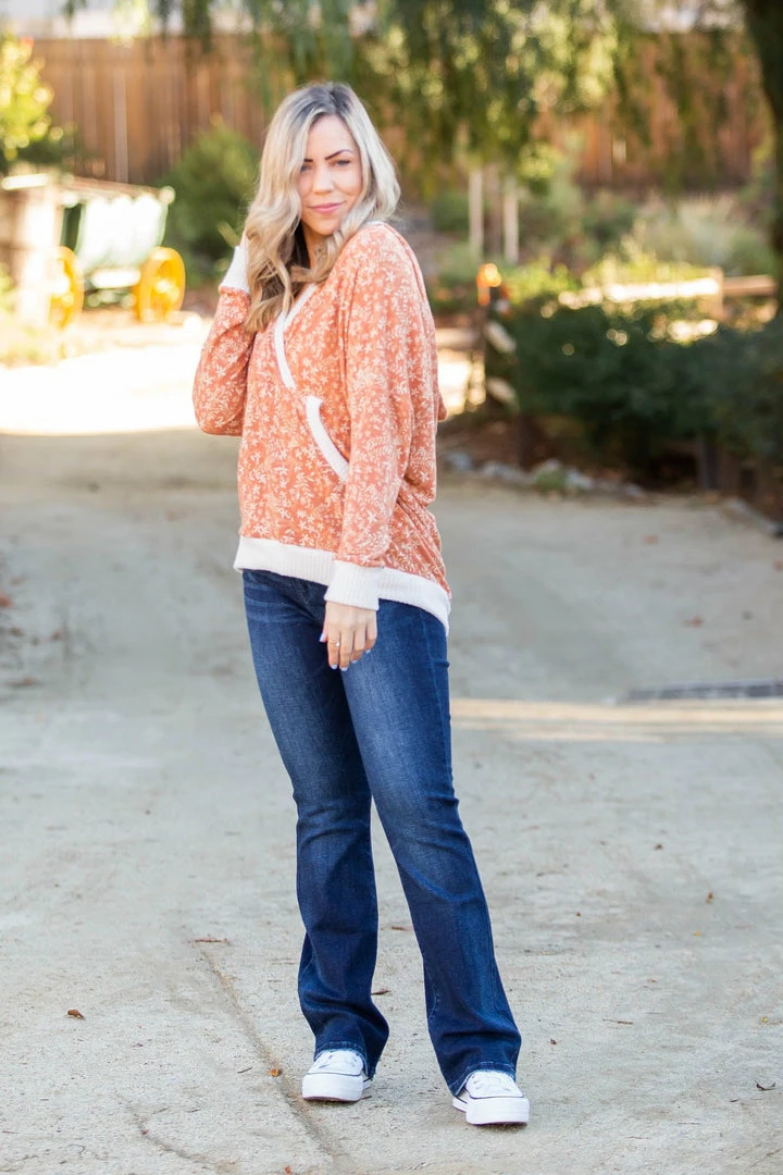 Boutique Simplified Rustic Floral Knit Hoodie 8 Boutique Simplified Rustic Floral Knit Hoodie