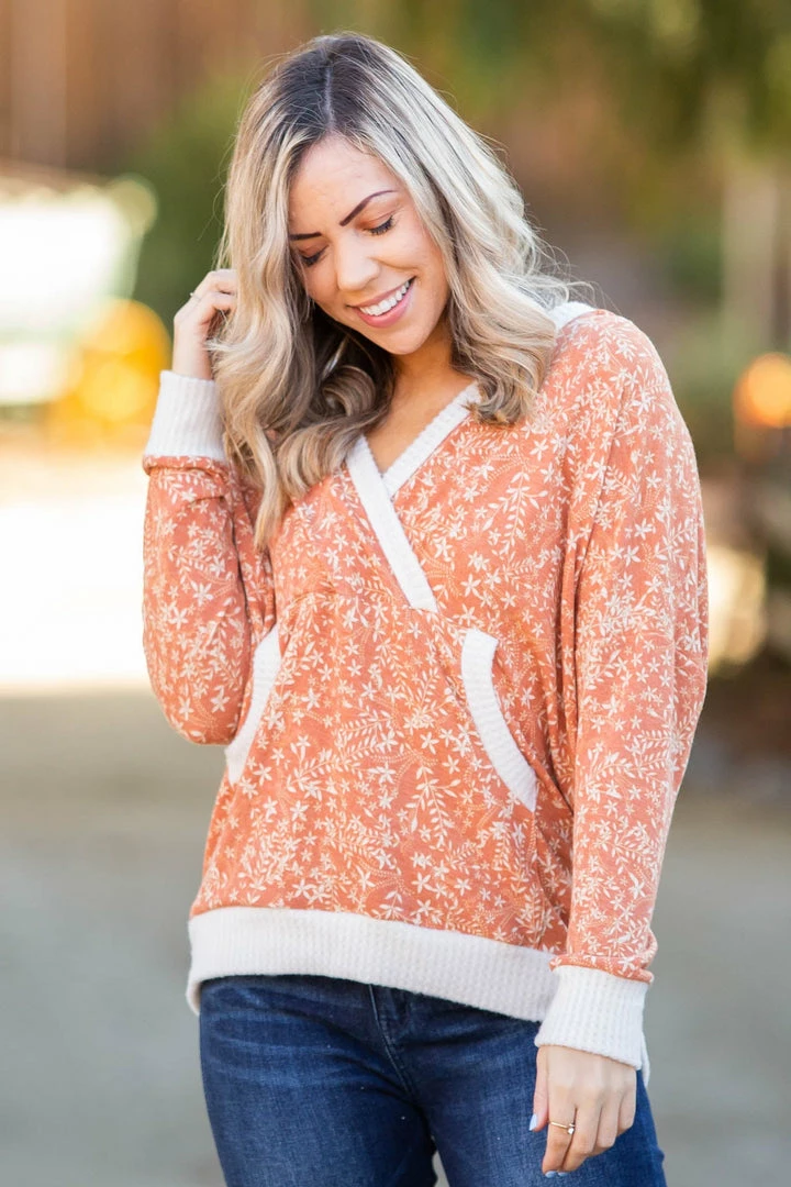 Boutique Simplified Rustic Floral Knit Hoodie 1 Boutique Simplified Rustic Floral Knit Hoodie