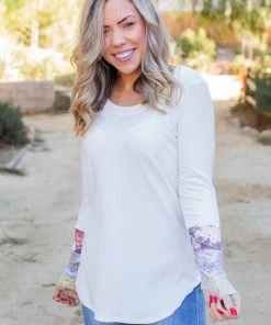 Boutique Simplified Pleasantly Abloom Long Sleeve Top