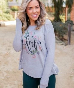 Boutique Simplified Encompassed In Love Long Sleeve Tunic