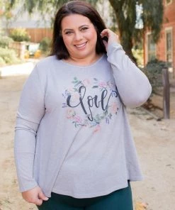 Boutique Simplified Encompassed In Love Long Sleeve Tunic