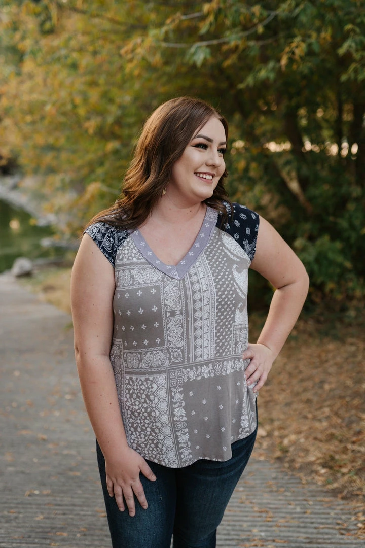 No Ship Drop Ship Pretty As A Picture Paisley Sleeveless Top 6 No Ship Drop Ship Pretty As A Picture Paisley Sleeveless Top