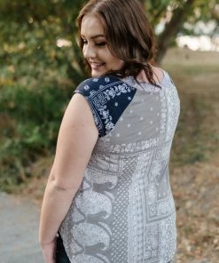 No Ship Drop Ship Pretty As A Picture Paisley Sleeveless Top 15 No Ship Drop Ship Pretty As A Picture Paisley Sleeveless Top