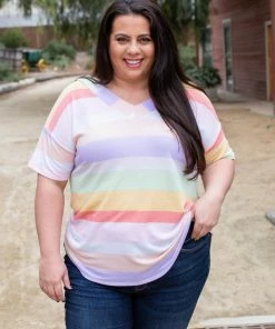 Boutique Simplified Spring Break Short Sleeve Top