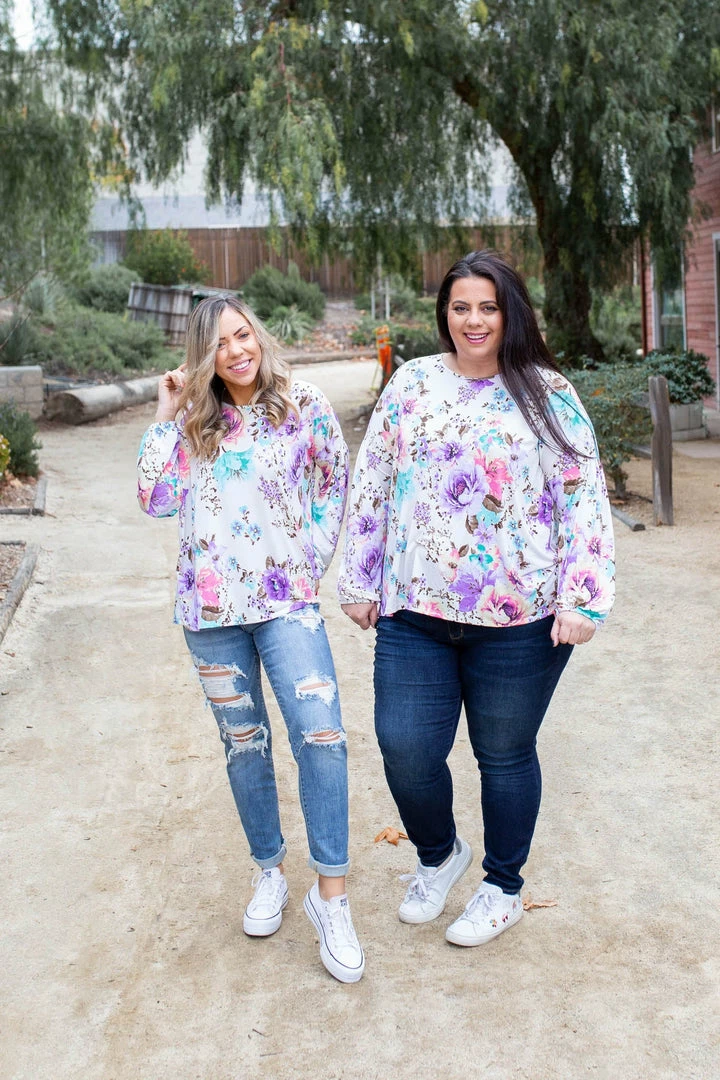 Boutique Simplified Lavender Blooms Bishop Sleeve Top 4 Boutique Simplified Lavender Blooms Bishop Sleeve Top