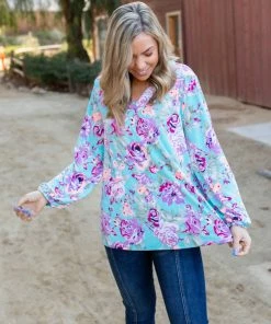 Boutique Simplified Pop Of Neon Long Sleeve Top 12 Boutique Simplified Pop Of Neon Long Sleeve Top