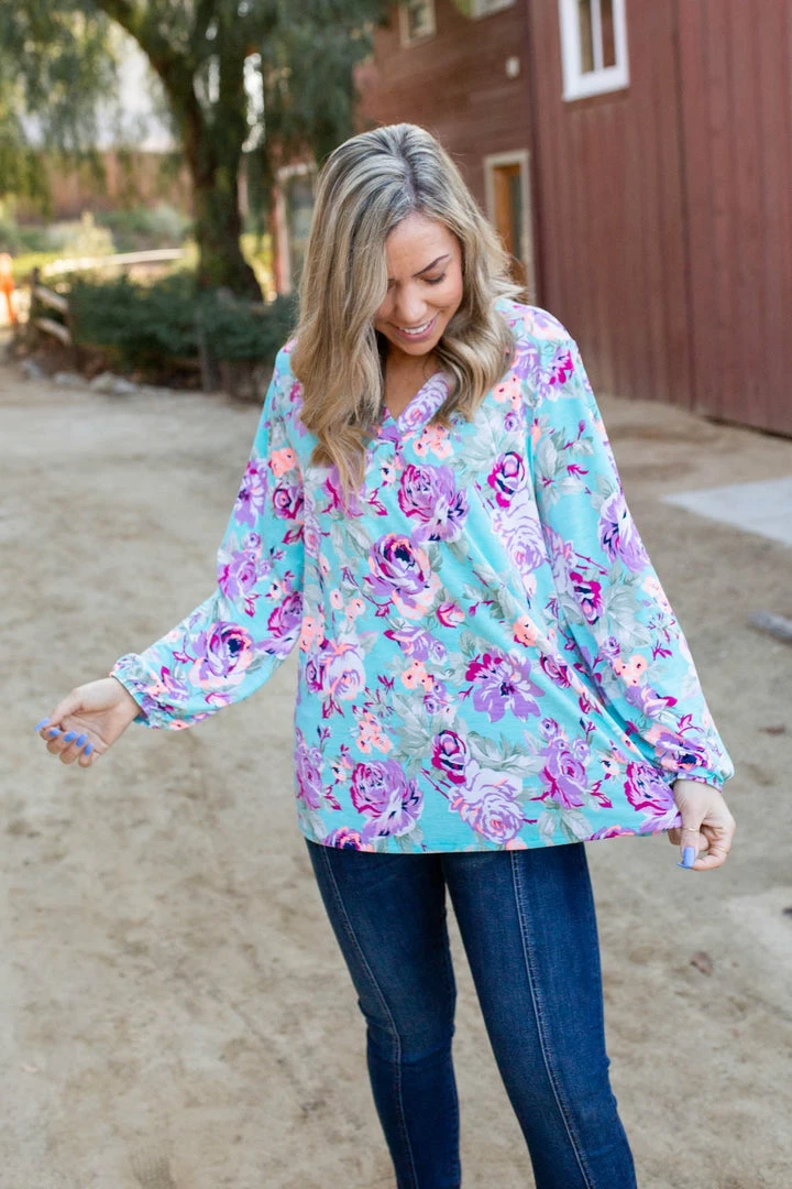 Boutique Simplified Pop Of Neon Long Sleeve Top 5 Boutique Simplified Pop Of Neon Long Sleeve Top