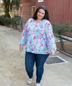 Boutique Simplified Pop Of Neon Long Sleeve Top 15 Boutique Simplified Pop Of Neon Long Sleeve Top