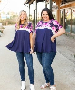 Boutique Simplified Midnight Rose Colorblock Top