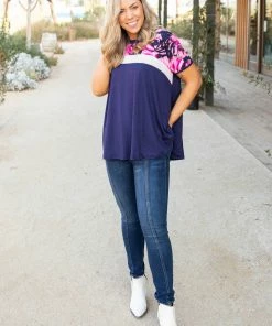 Boutique Simplified Midnight Rose Colorblock Top