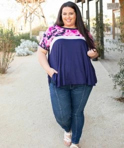 Boutique Simplified Midnight Rose Colorblock Top