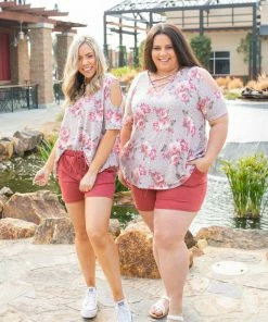 Boutique Simplified Everyday Mauve Shorts