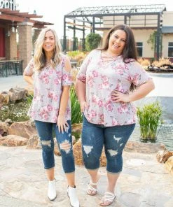 Boutique Simplified Snow Kissed Garden Cold Shoulder 9 Boutique Simplified Snow Kissed Garden Cold Shoulder