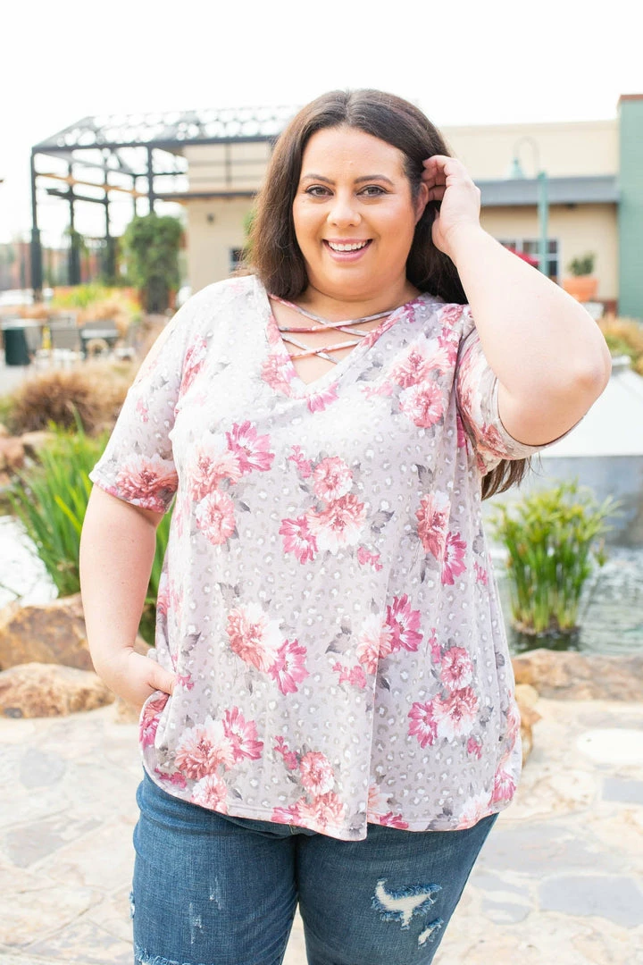 Boutique Simplified Snow Kissed Garden Cold Shoulder 2 Boutique Simplified Snow Kissed Garden Cold Shoulder