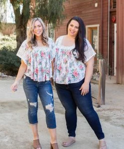 Boutique Simplified Simply Gorgeous Lace Trim Top