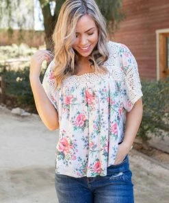 Boutique Simplified Simply Gorgeous Lace Trim Top