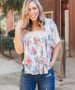 Boutique Simplified Simply Gorgeous Lace Trim Top