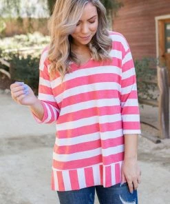 Boutique Simplified Coral Reef Striped 3/4 Sleeve Top