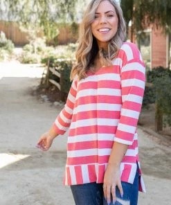 Boutique Simplified Coral Reef Striped 3/4 Sleeve Top