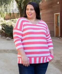 Boutique Simplified Coral Reef Striped 3/4 Sleeve Top