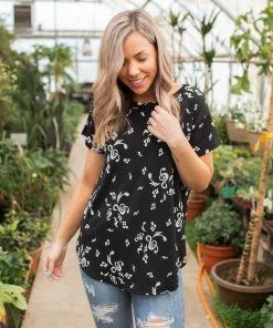 Boutique Simplified Free My Soul Short Sleeve Top