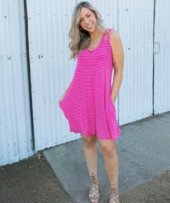 Boutique Simplified Hot To Trot Sleeveless Swing Dress In Hot Pink 3X