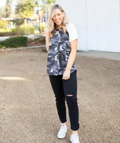 Boutique Simplified Camouflage In Darkness Short Sleeve Raglan