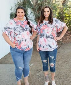 Boutique Simplified Coral Euphoria Ruffle Sleeve Top