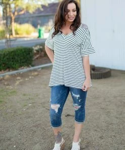 Boutique Simplified High Hopes Short Sleeve Top