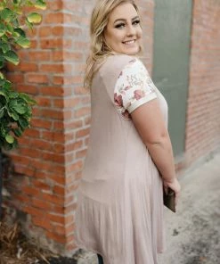 No Ship Drop Ship Life Of The Party Sleeveless Cardigan In Shimmering Mauve 14 No Ship Drop Ship Life Of The Party Sleeveless Cardigan In Shimmering Mauve