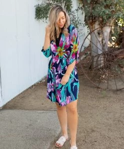 Boutique Simplified Exoticly Sophisticated 3/4 Sleeve Dress