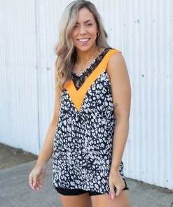 Boutique Simplified Always Stand Out Sleeveless Top 12 Boutique Simplified Always Stand Out Sleeveless Top