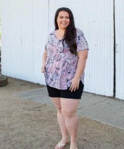 Boutique Simplified Mystery Awaits Short Sleeve Top 13 Boutique Simplified Mystery Awaits Short Sleeve Top