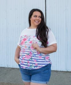 Boutique Simplified Pretty As A Flower Short Sleeve Top 2X 17 Boutique Simplified Pretty As A Flower Short Sleeve Top 2X