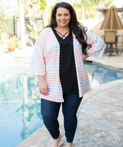 Boutique Simplified United We Stand Kimono Cardigan 17 Boutique Simplified United We Stand Kimono Cardigan