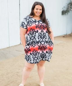 Boutique Simplified Damask You A Question T-shirt Dress