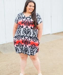 Boutique Simplified Damask You A Question T-shirt Dress