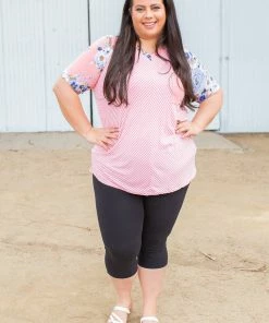 Boutique Simplified Meet In The Middle Short Sleeve Raglan