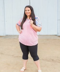 Boutique Simplified Meet In The Middle Short Sleeve Raglan