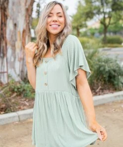 Boutique Simplified Precious Meadows Flutter Sleeve