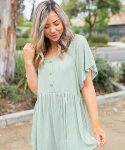 Boutique Simplified Precious Meadows Flutter Sleeve