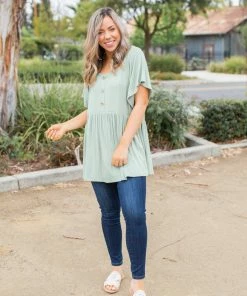 Boutique Simplified Precious Meadows Flutter Sleeve