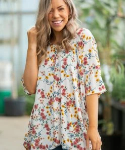 Boutique Simplified Spring Blossoms Short Sleeve Top