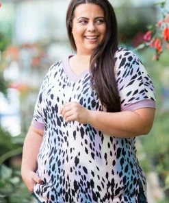 Boutique Simplified Lavender Bliss Short Sleeve Top