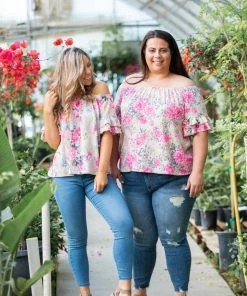 Boutique Simplified 2X Summer Blooms Ruffle Sleeve Top