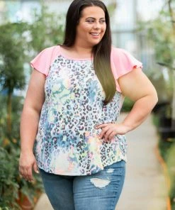 Boutique Simplified Summertime Flutter Sleeve Top