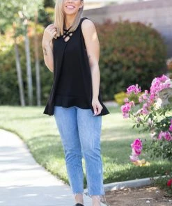 Boutique Simplified Stunning & Strappy Sleeveless Top