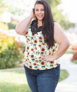 Boutique Simplified Be Happy Lace Trim Tank